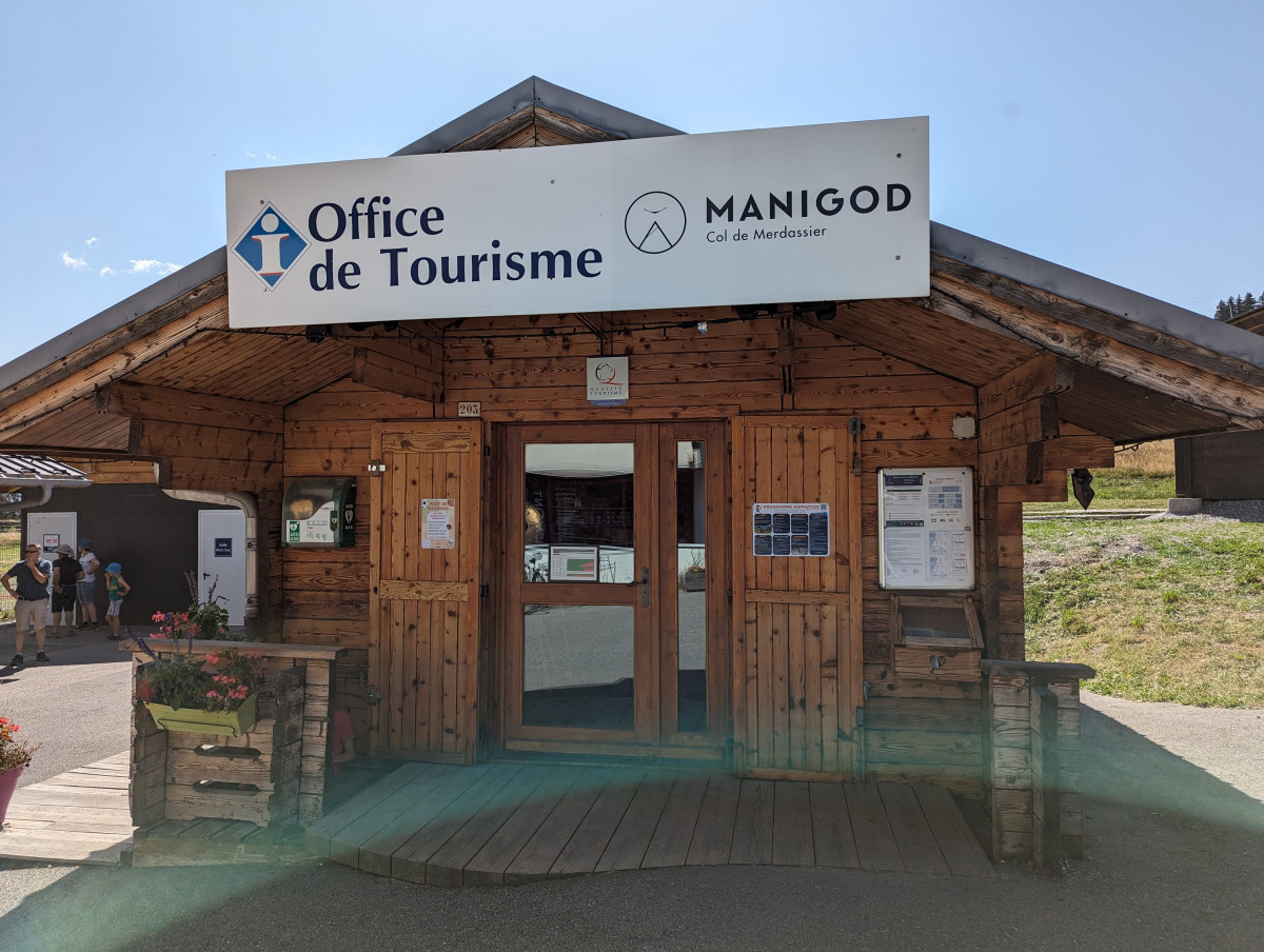 Information Point of Col de Merdassier_Manigod - © OT Manigod Information Point of Col de Merdassier_Manigod