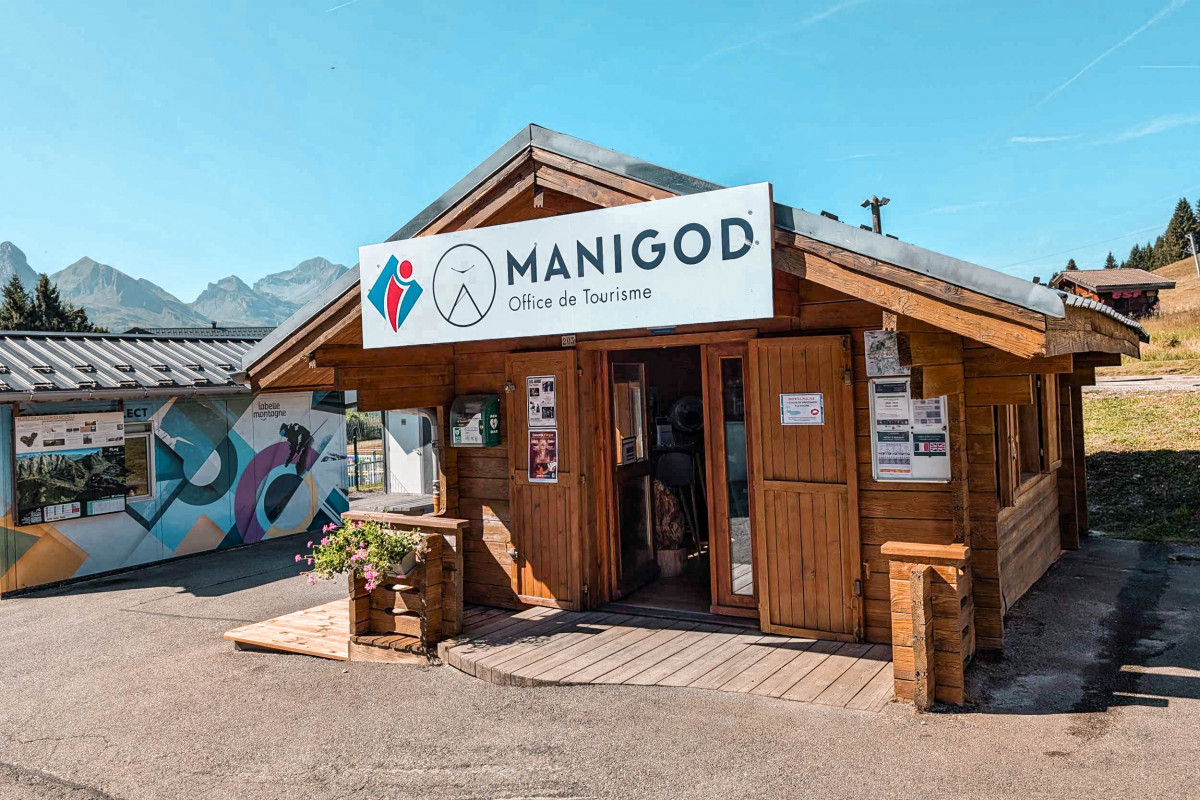 Tourist-Information Merdassier_Manigod - © OT Manigod Tourist-Information Merdassier_Manigod