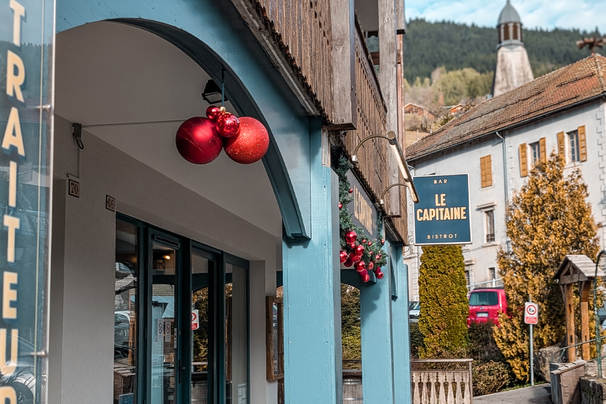 Bistrot Le Capitaine_Manigod - © OT Manigod Bistrot Le Capitaine_Manigod