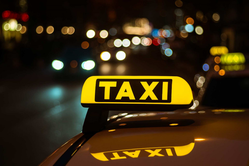 Taxi