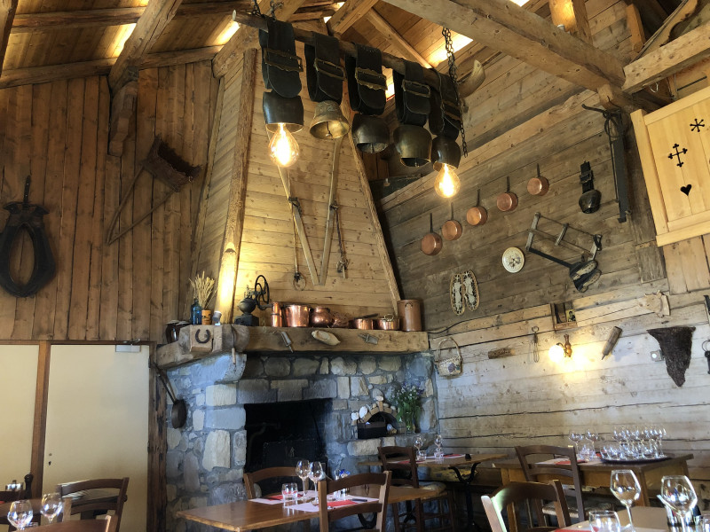 Salle intérieur La Vieille Ferme