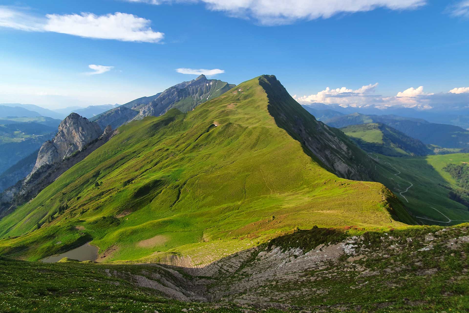 Hiking - © M. Sauvage