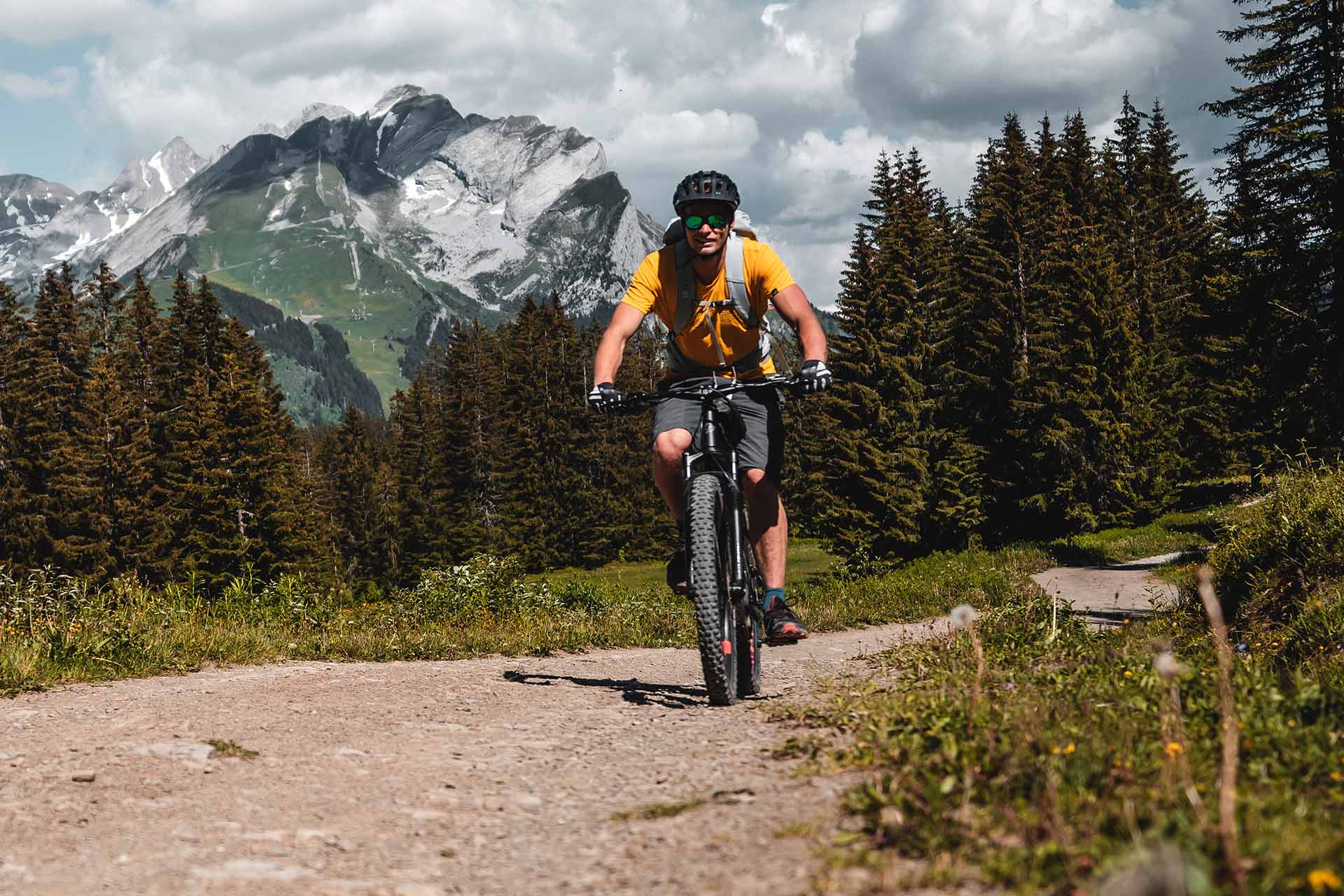 Mountain bike - © Esprits Outdoor