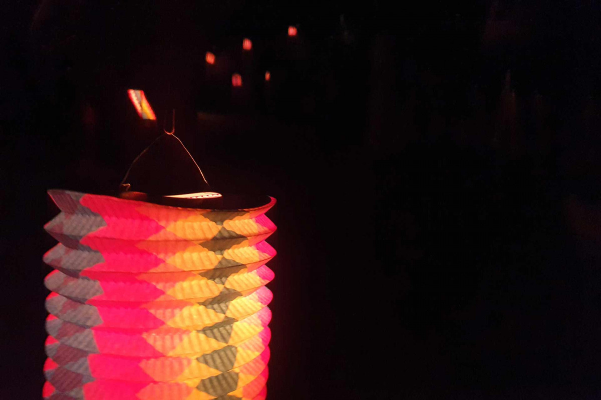 Défilé aux lampions