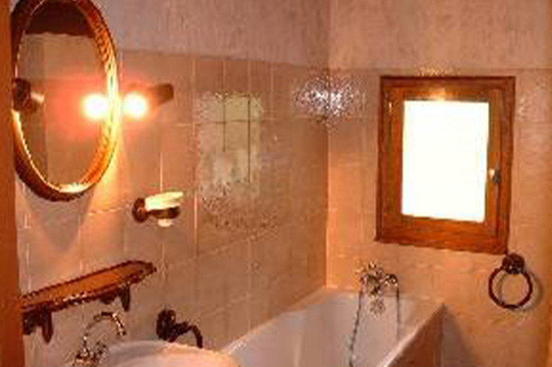 Apt dans villa 