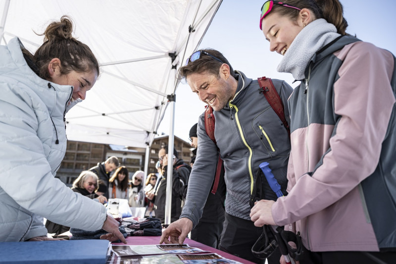 Winter gourmet walk_Manigod - © Tilby Vattard Winter gourmet walk_Manigod