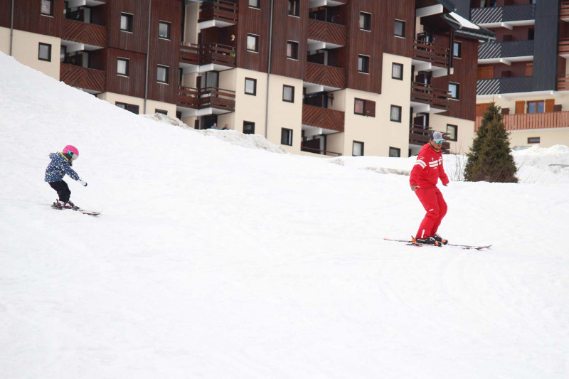 Ecole de Ski Française - © OT Manigod Ecole de Ski Française