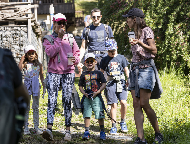 Gourmet-Wanderung_Manigod - © Tilby Vattard Gourmet-Wanderung_Manigod