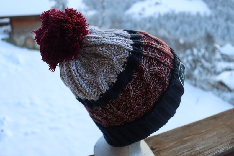 Bonnet Manigod en laine tricolore