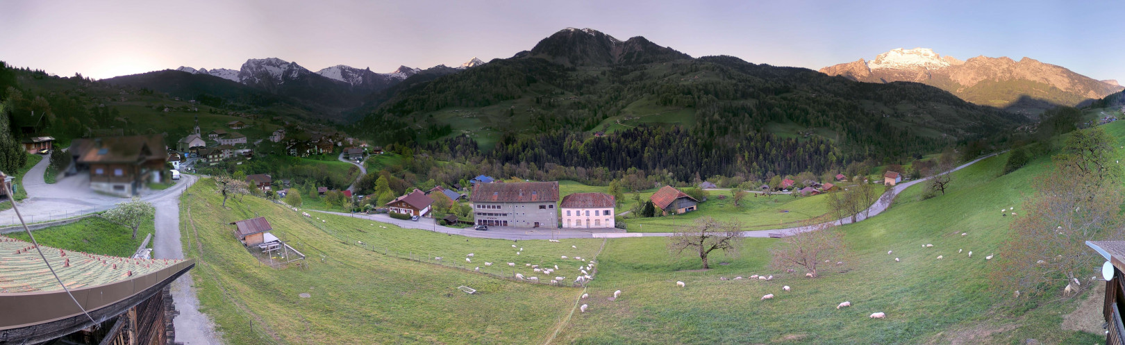 Manigod Village et Vallée